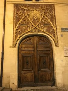 Porte du palais du Roure