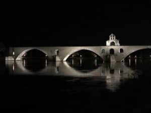 Avignon bridge, to visit in Avignon