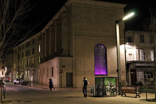 visite original d'Avignon, place pie